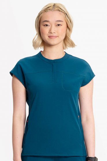 Infinity GNR8 Women's Three Pocket Front Zipper Round Neck Scrub Top, Caribbean Blue