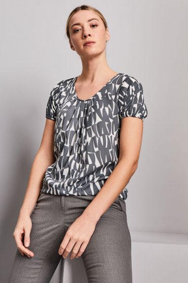 SJ Women's Lightweight Pleat Front Blouse, Grey Shards